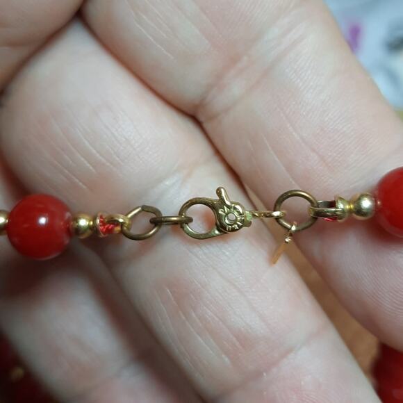 Vintage Monet Long‎ Red and Gold Tone Beaded Necklace Lightweight - Picture 3 of 4